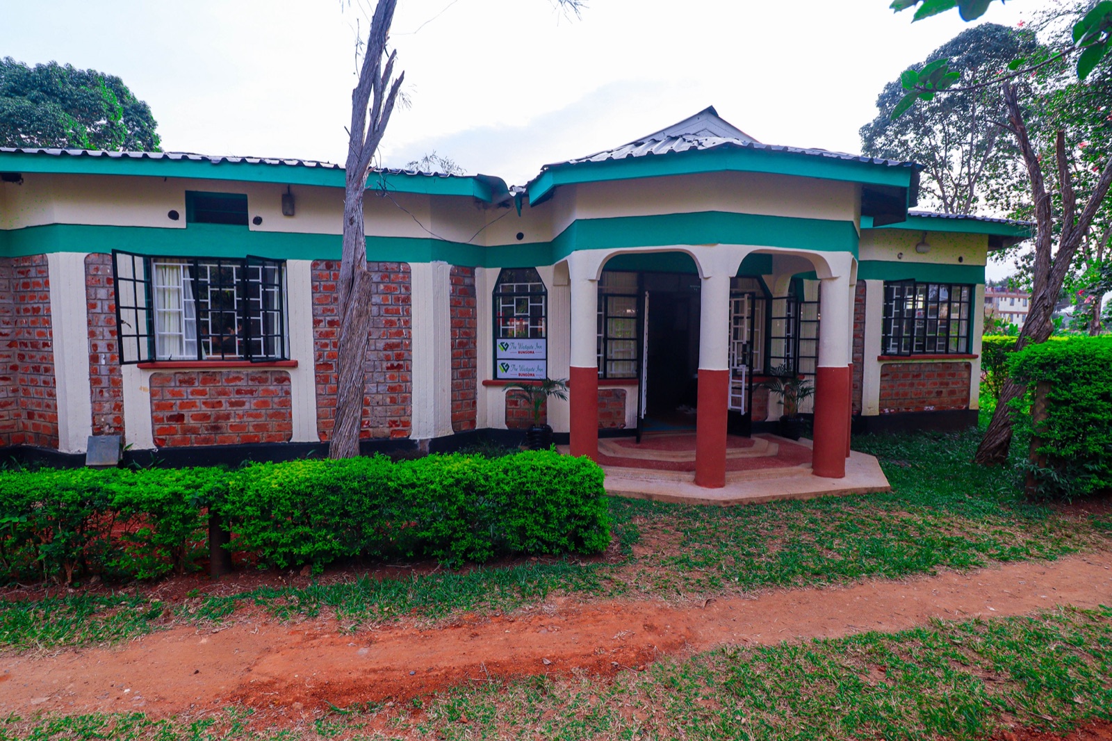 The Westgate Inn reception building and driveway
